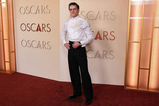 Актер Педро Паскаль подал в суд на создателя бренди "Педро Пискаль"