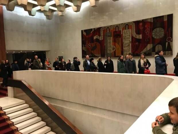 Невероятный ажиотаж во всех уголках мира: появились фото очередей россиян, желающих проголосовать на выборах-2018