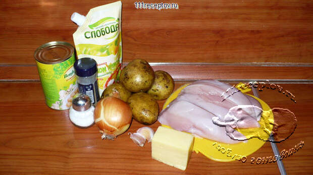 Курица запеченная с грибами и картофелем