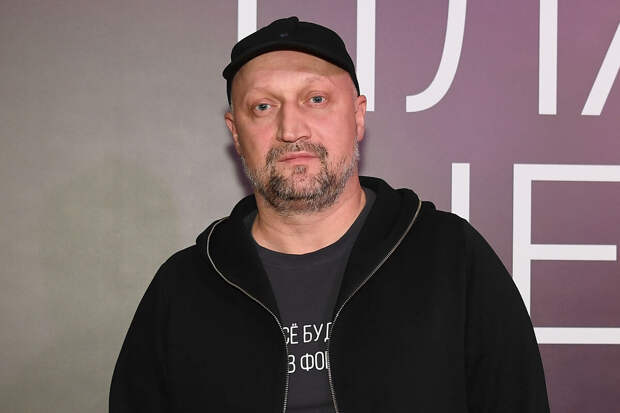 Актер Куценко заявил, что в караоке исполняет песни Харламова и Deep Purple