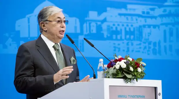 «Новый лидер возьмёт на себя большую ответственность»: как изменится политический курс Казахстана с уходом Назарбаева