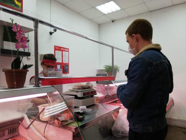 Среди распространенных поручений – выгул собаки, походы в магазин и аптеку/Предоставлено ДТОИВ Москвы