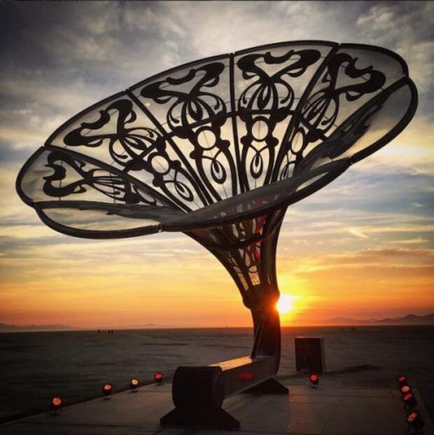 Топ-10: Удивительные произведения искусства на фестивале Burning Man-2016 Топ-10: Удивительные произведения искусства на фестивале Burning Man-2016