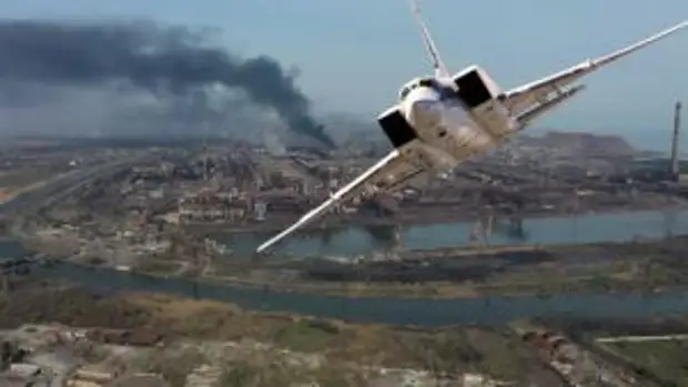 В небе над Мариуполем опять показались Ту-22М3 ВКС России