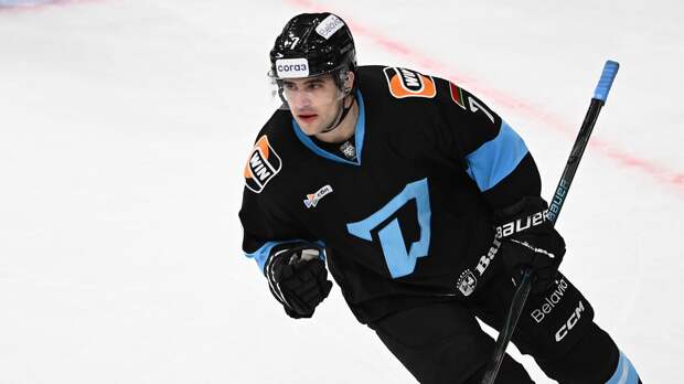 Энас — о поражении от «Ак Барса»: «Разочаровались. Не хватало взаимопонимания, шайба не держалась»