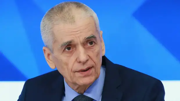 Онищенко сделал прививку от гриппа