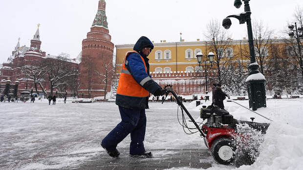 Собянин поблагодарил коммунальщиков Москвы за усердный труд