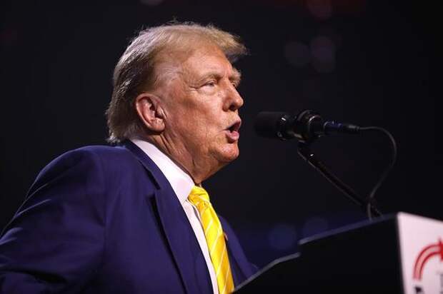 Трамп пригрозил пошлинами странам, не согласным с планами США по Гренландии