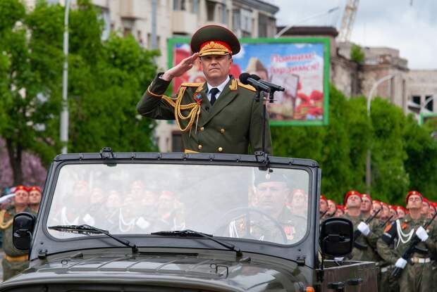 Парад Великой Победы в Донецке и Луганске 9 мая 2021 года