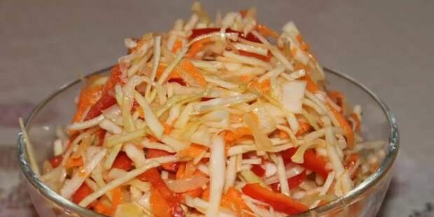 Салаты из капусты на зиму: Салат из капусты с морковью, перцем и луком