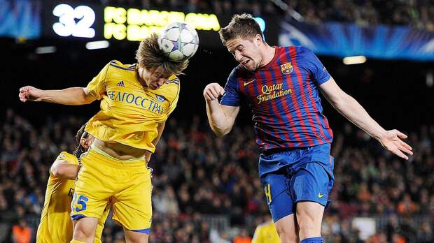 «Вот это нас гномики повозили, конечно». Экс-футболист БАТЭ вспомнил, как играл против «Барселоны»