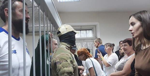 Украинские моряки готовятся к отправке домой