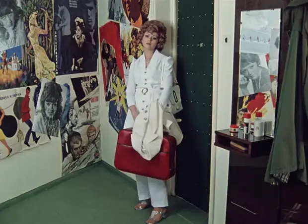 Рано радовались! Оно остаётся