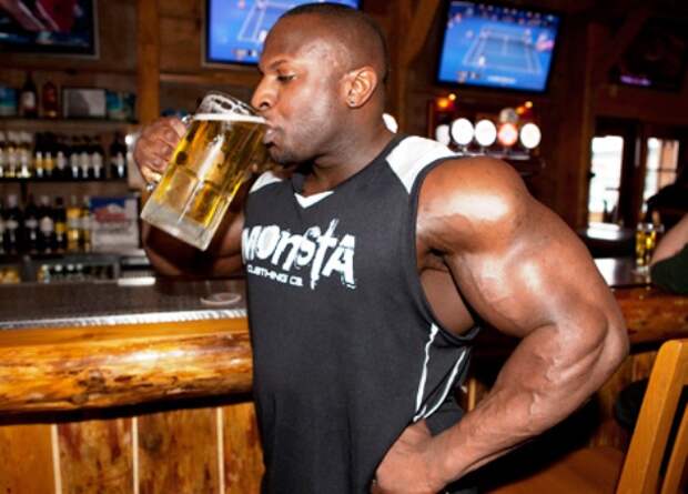 www.musclemag.com-Alcohol-Lead