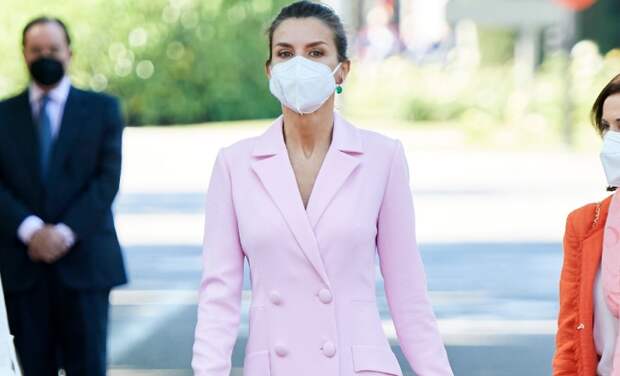 5 уроков стиля от королевы Летиции: как выглядеть всегда уместно и модно