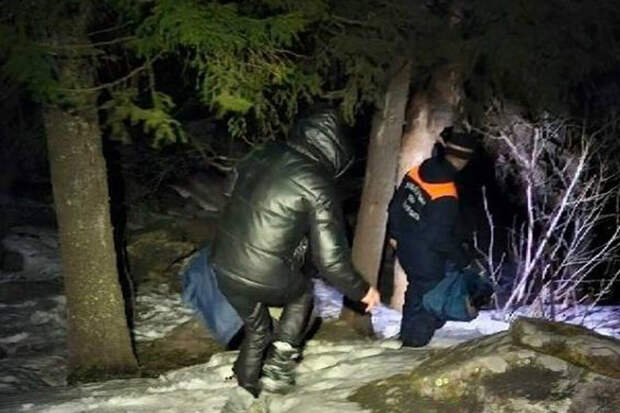 В Челябинской области туристы получили травмы на Александровской сопке