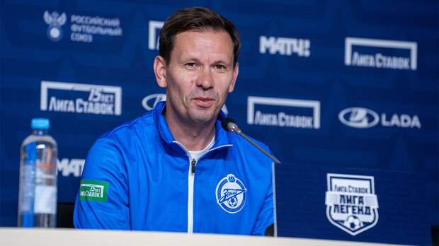 «В футболе такие переходы оценивают иначе». Зырянов ответил, считает ли он трансфер Жерсона ошибкой