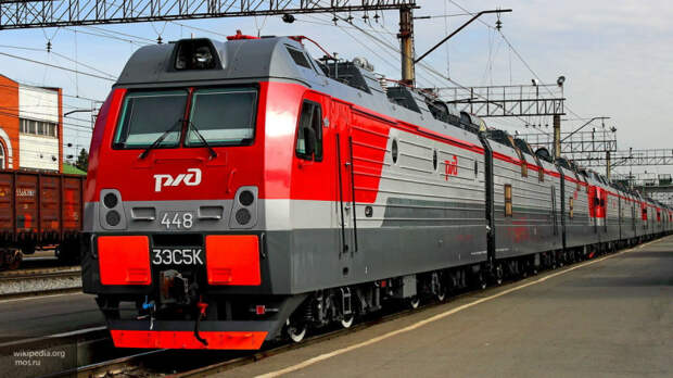Поезд из Москвы в Москву вызвал неоднозначную реакцию в Сети