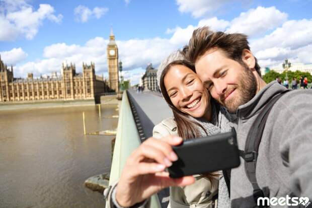 trip travel couple