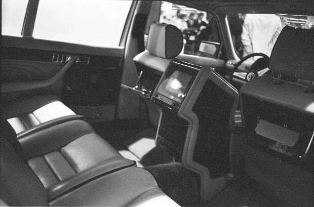 Уникальный лимузин Mercedes-Benz 600 SGS Royale