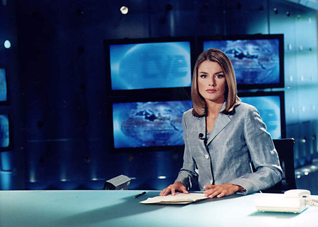 Телеведущая Летиция Ортис для Television Espanola, 2003