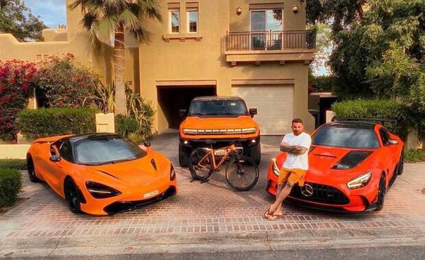 Криптоинвестор Роман Новак обвиняется в мошенничестве на 40 млрд рублей и бегстве в ЮАР