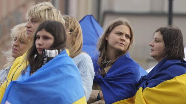 "Высокие требования": ЕС указал украинским беженцам на дверь — обнаглели