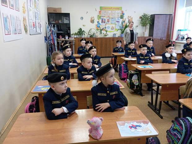 В Архангельске почти 3 тысячи школьников обучаются в кадетских классах