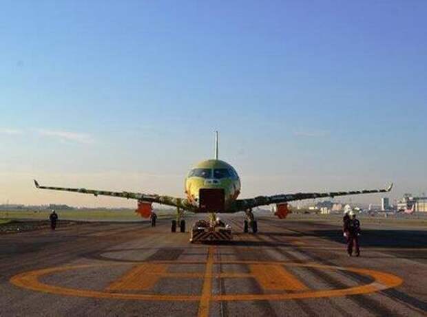 Готов первый прототип самолета MRJ :: MRJ Готов первый прототип самолета MRJ
