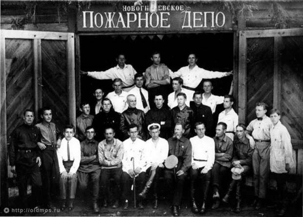 Пожарная охрана отмечает профессиональный праздник. Фото: Пресс-служба МЧС по ВАО