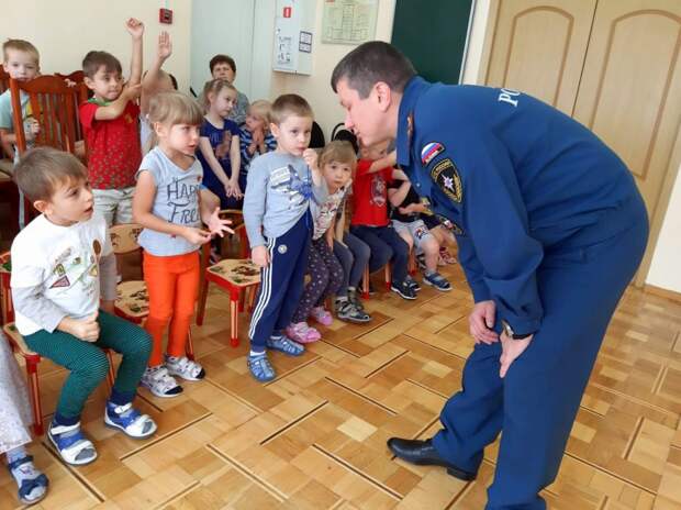 Урок безопасности в детском саду «Золотой ключик» . Фото: МЧС