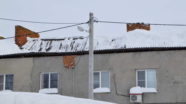 В Сапожке крыша многоквартирного дома частично просела из-за снега