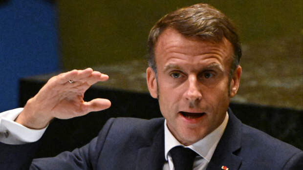 Макрон стал предметом шуток во время забега по Мумбаи