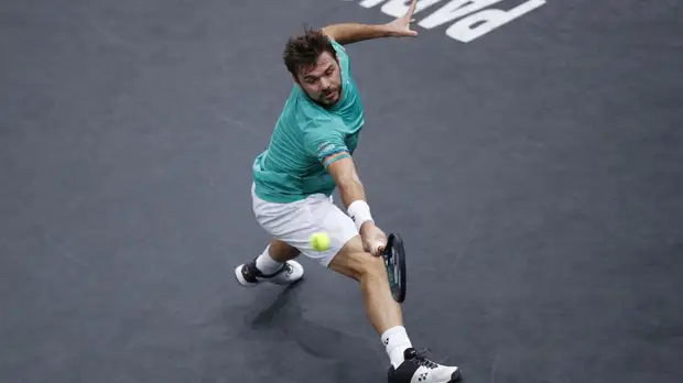 Вавринка признался, что ему непросто было обыграть Рублёва в 1/8 «Мастерса» в Париже