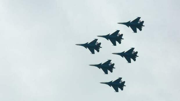 Священник призвал отменить авиашоу на День города Барнаула из-за "нелогичности"