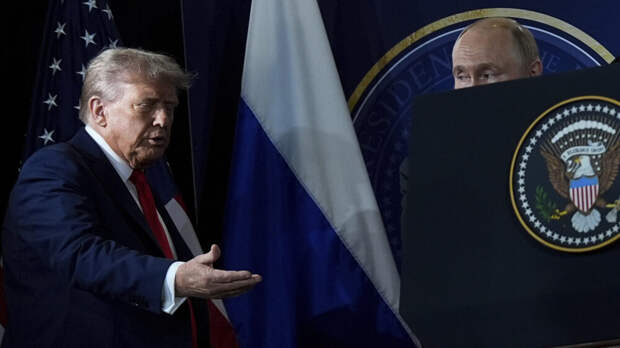 NPR: сотрудники Госдепа забыли важные документы о переговорах в отеле на Аляске