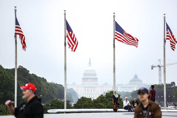 Лавров: применение санкций говорит об ухудшении конкурентных позиций США