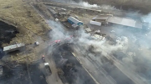 В МЧС России сообщили о пожаре на свиноферме