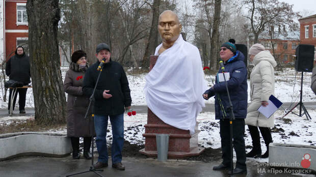 0212232kotovskii4.jpg