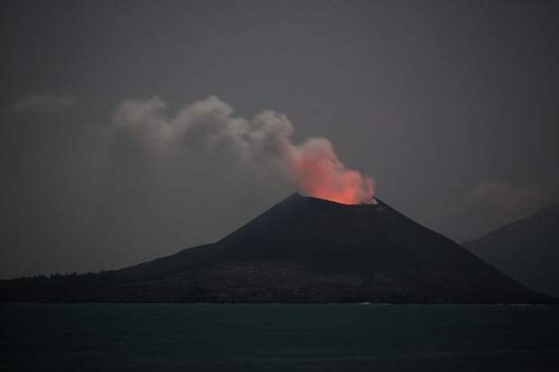 Шокирующие фотографии вулканов (80 фото)