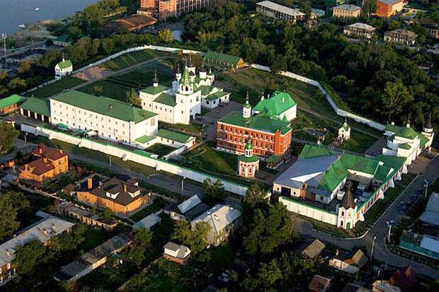 18 самых-самых городов России, в каждом из которых хочется побывать