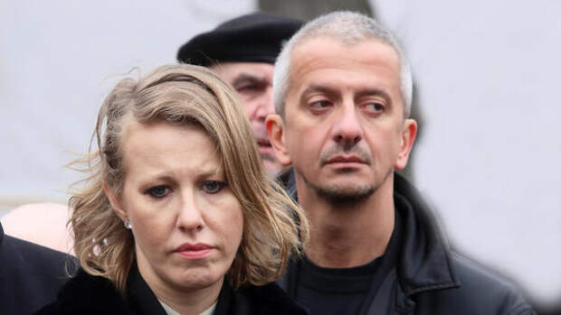 Проиграл битву: Богомолов попросил об отставке после скандала