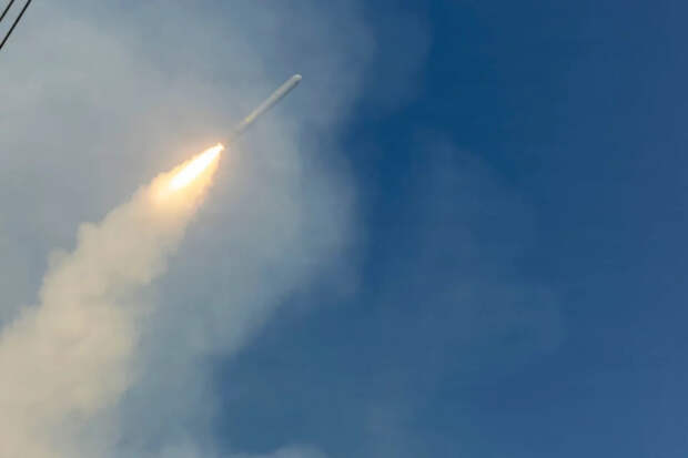 Израильская армия заявила об авиаударе по военному университету КСИР в Тегеране