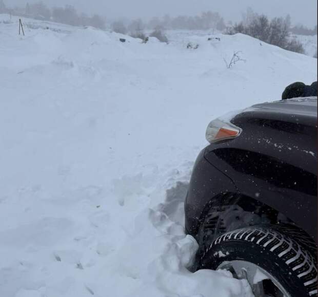 В Тульской области жители жалуются на неубранный снег и угрозу безопасности