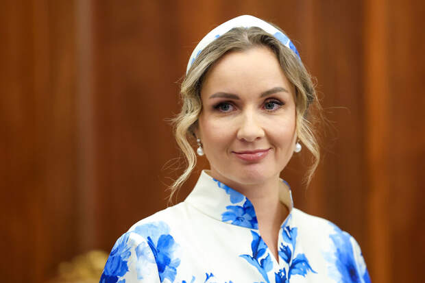 Путин назначил омбудсмена Львову-Белову председателем "Фонда защиты детей"