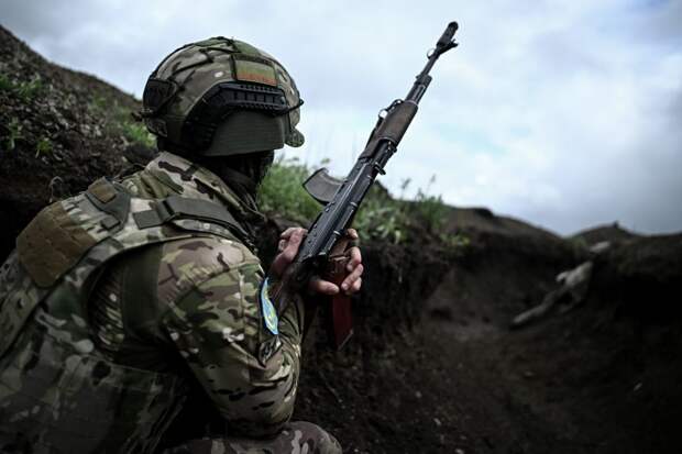 Российский боец в одиночку уничтожил три опорника ВСУ в ДНР