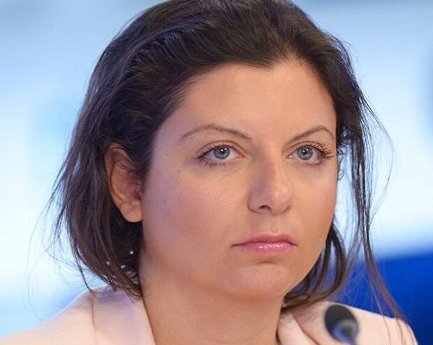 Симоньян лихо «уложила на лопатки» главу МИДа Британии Ханта