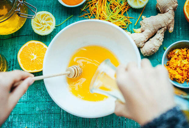 Вкуснейший handmade сироп, повышающий иммунитет из меда имбиря и куркумы Вкуснейший handmade сироп, повышающий иммунитет из меда имбиря и куркумы