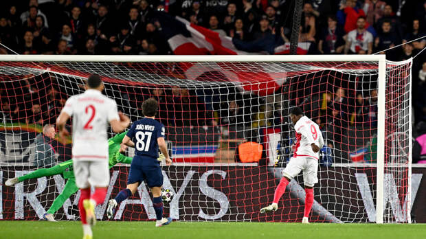 Головин отдал передачу на гол в ворота Сафонова на первой минуте матча в Лиге чемпионов