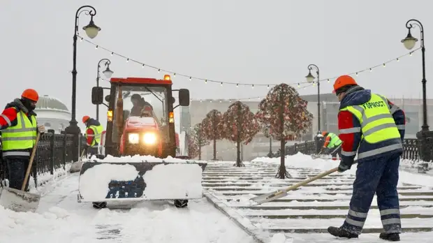 В Москве намерены за пять суток очистить город от снега